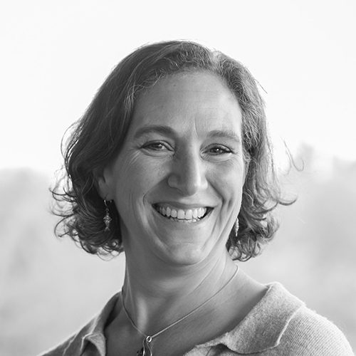Sarah Smart, Headshot